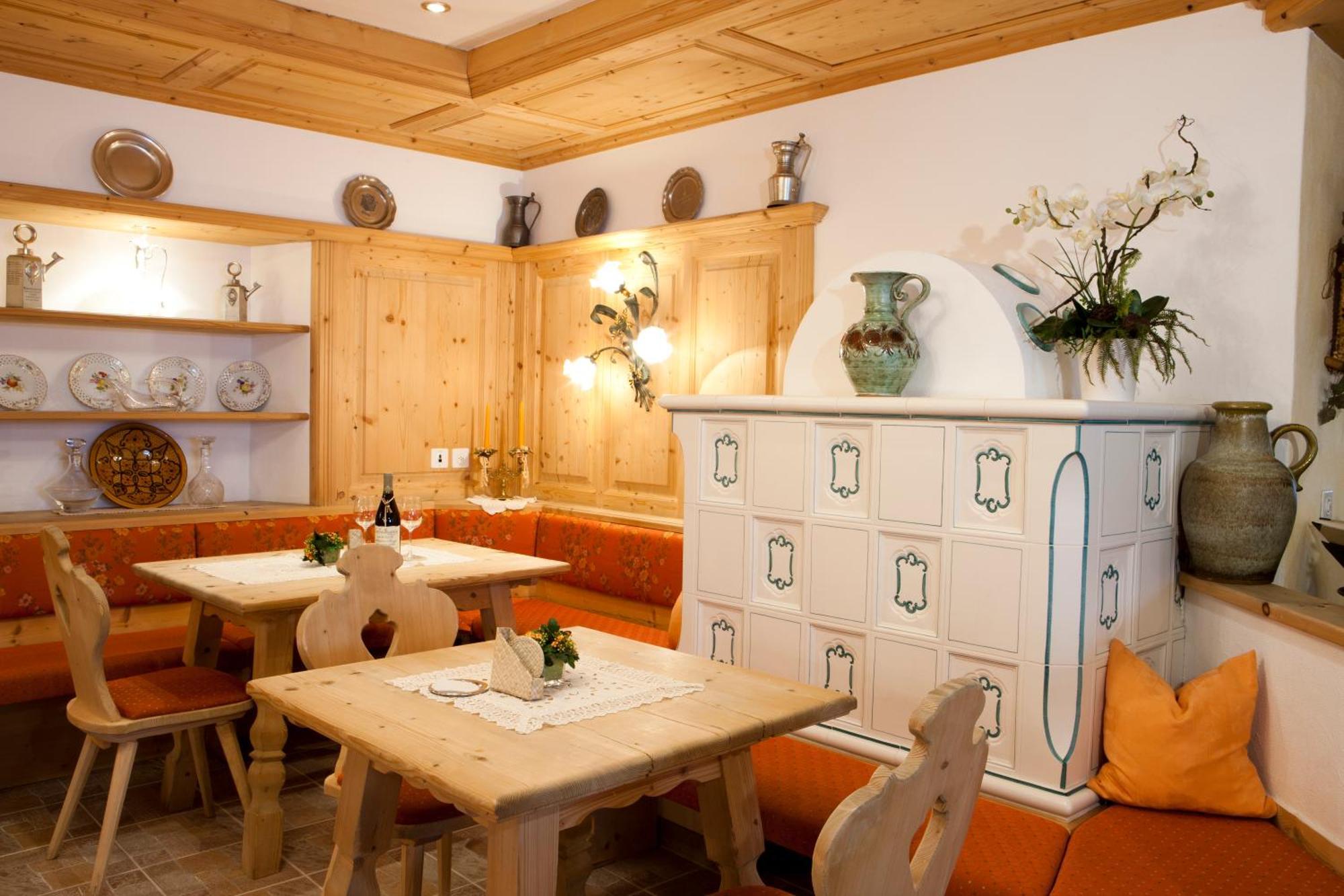 Hotel Astras Scuol Εξωτερικό φωτογραφία