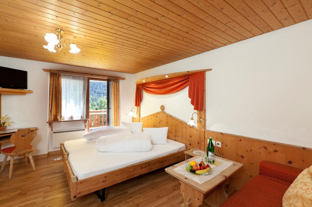 Hotel Astras Scuol Εξωτερικό φωτογραφία