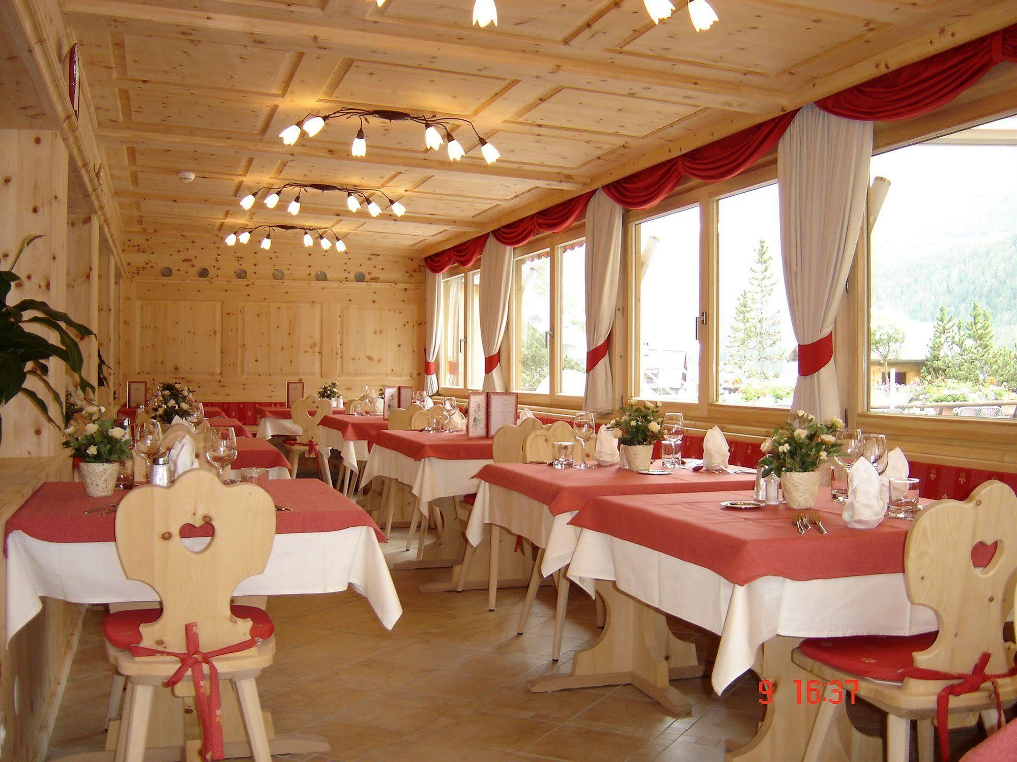 Hotel Astras Scuol Εξωτερικό φωτογραφία